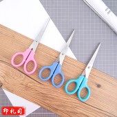 得力0605剪刀 蓝红绿颜色随机