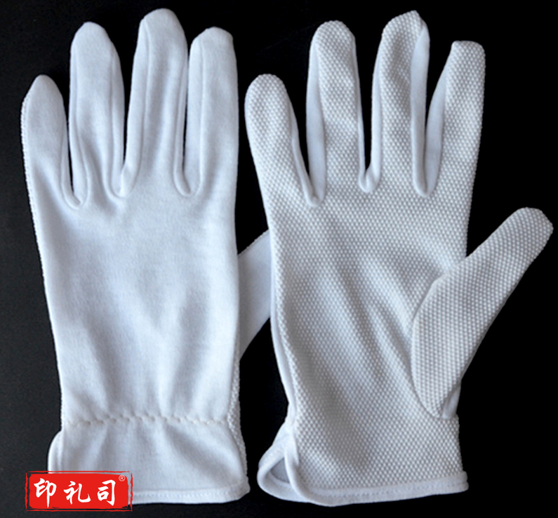 防滑白手套