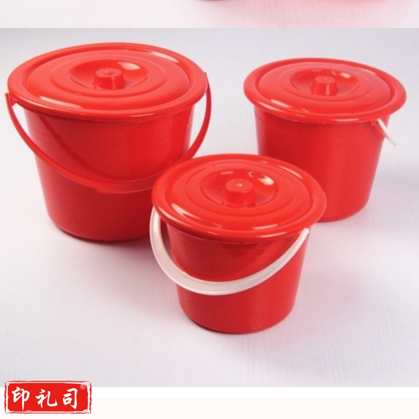 小塑料桶   带盖