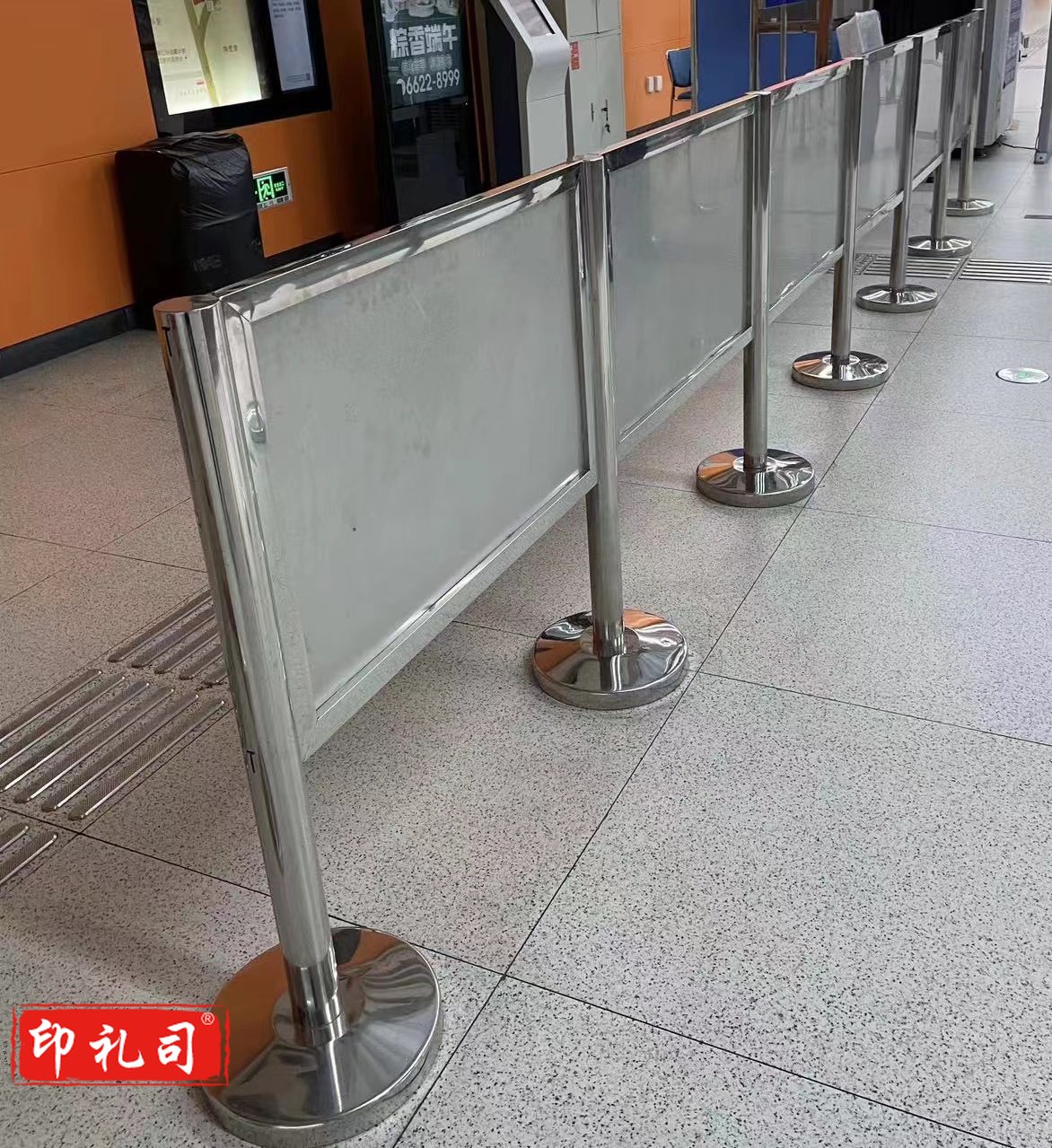  金属围栏 宽1100mm×高1000mm