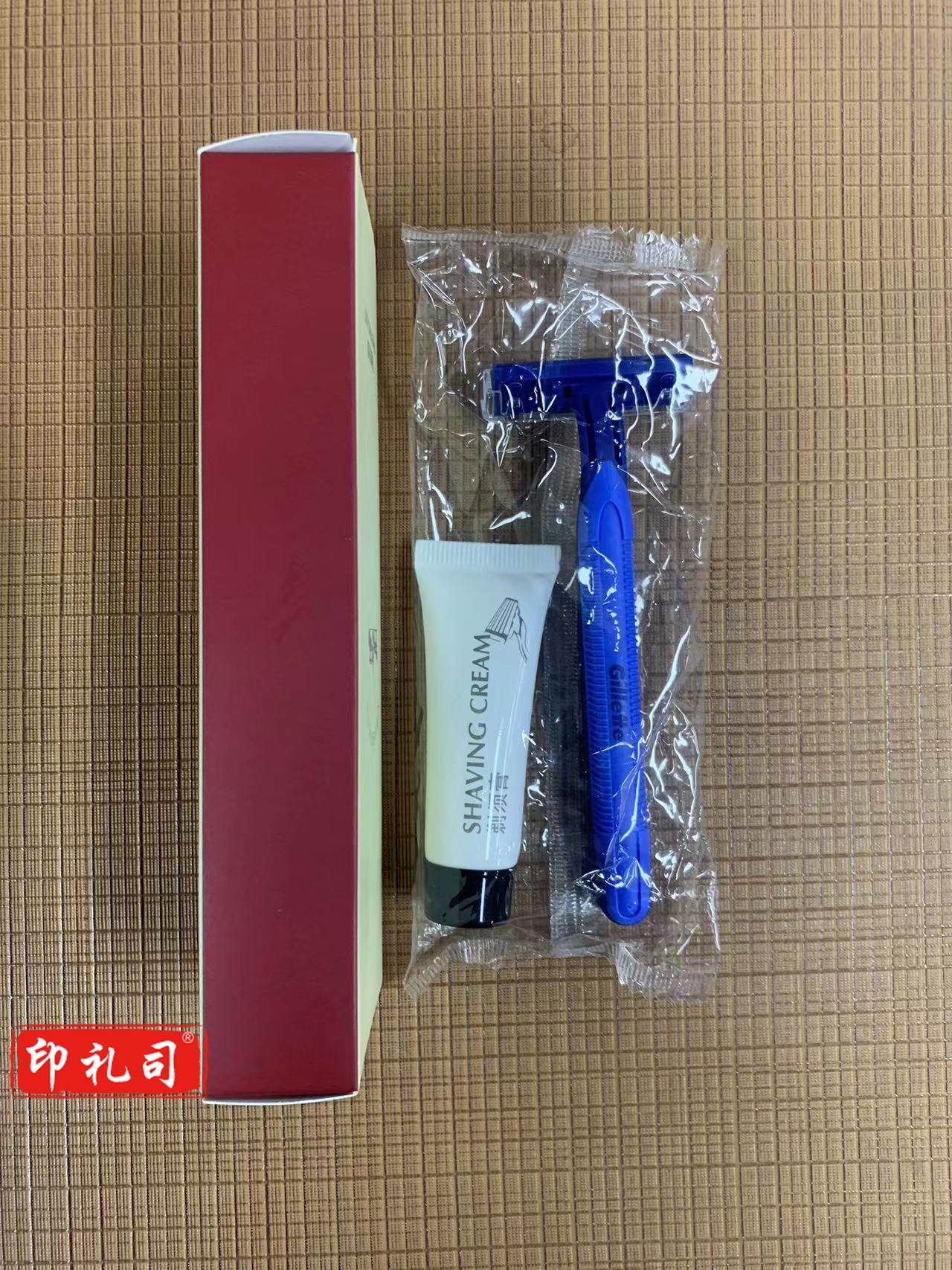 一次性剃须刀 规格：带logo 单位：个