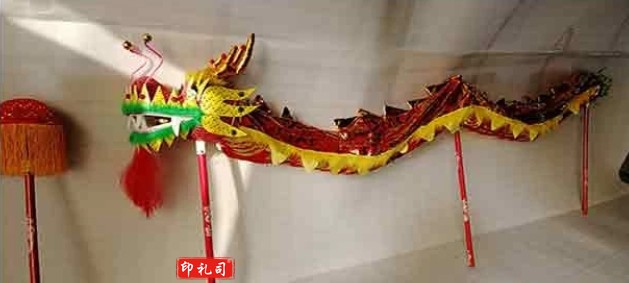 舞龙表演道具儿童幼儿园龙灯舞龙学生运动会春节活动表演用舞龙头 5米红色全套