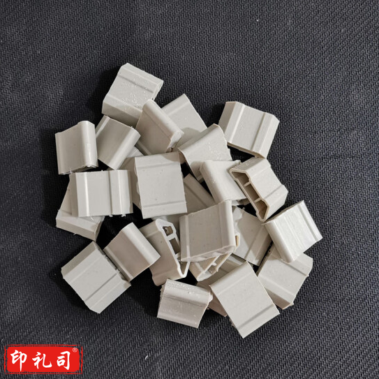 卡子 集成墙板卡扣卡子   50*36*0.45  每包100个 货号：Z