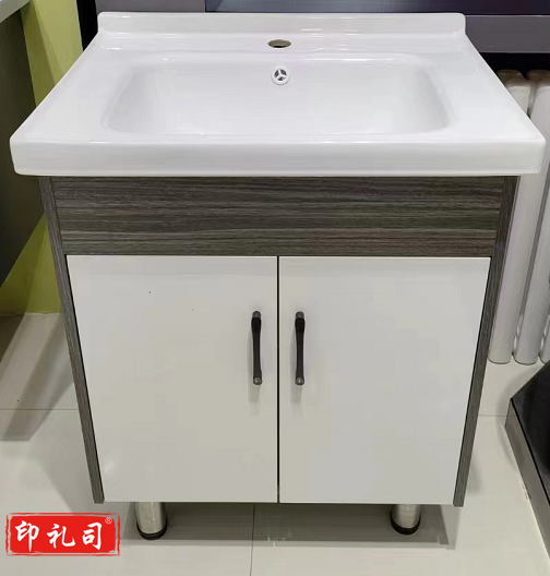 卫生间洗手台 含上下水   不含安装  长度600mm   货号：JC