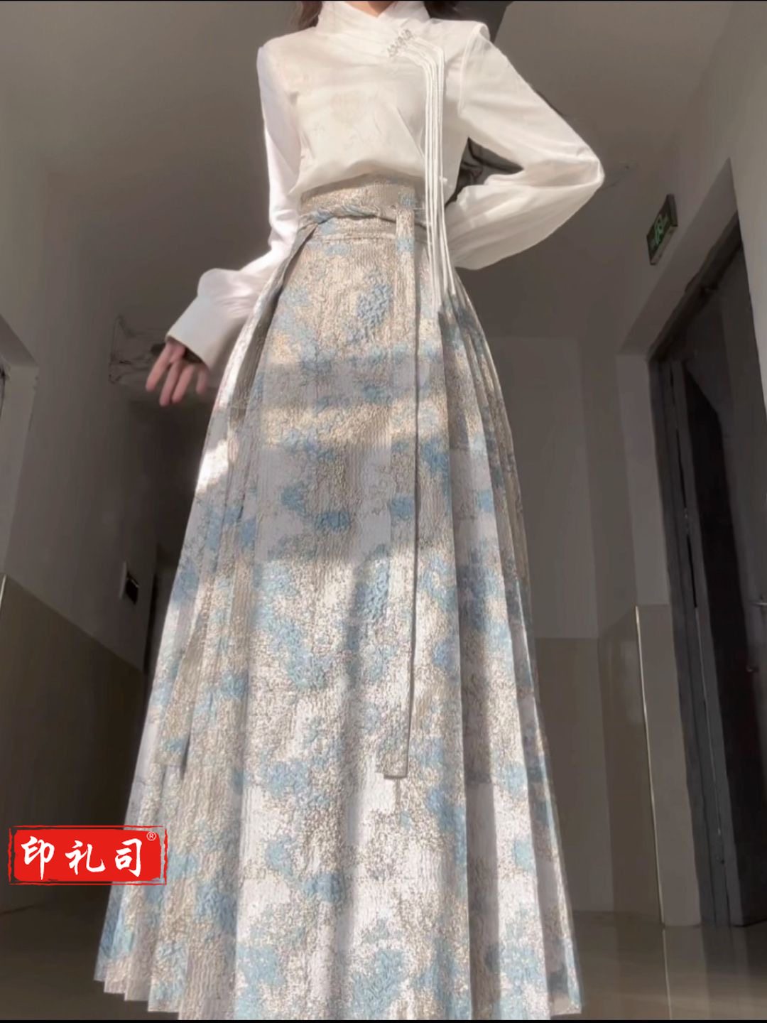 新中式国风秋冬全新汉服 出租 （非售卖）