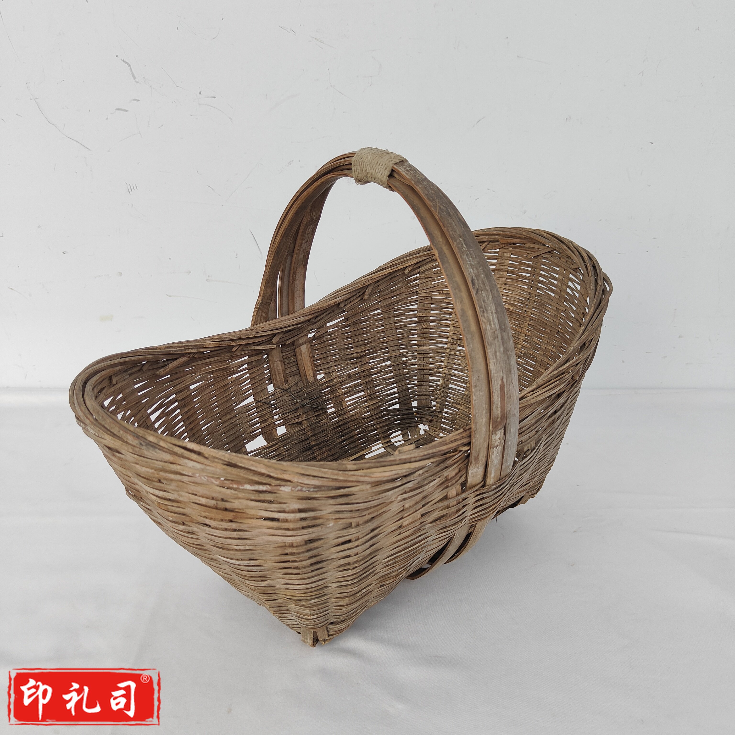 红色文化怀旧老物件农具竹编篮 影视道具